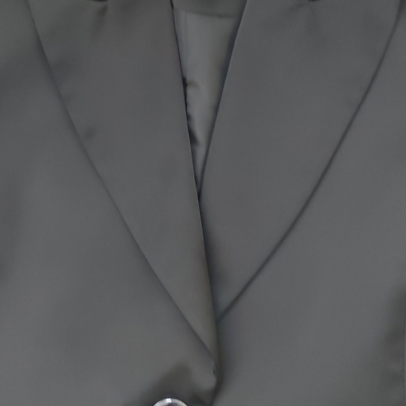 Women Suit - Picture 8 of 14